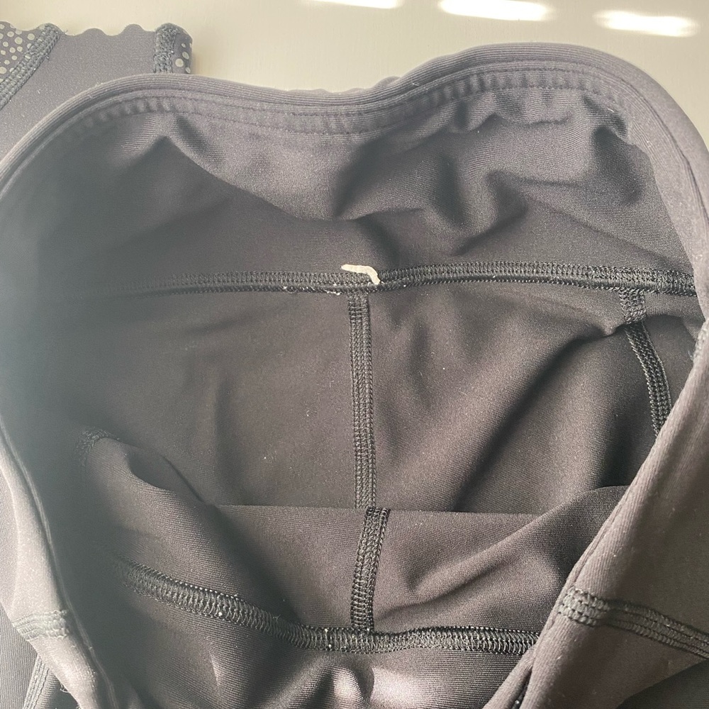 Lululemon Reflecting Leggings, size 2, Perfect condition - Picture 10 of 10